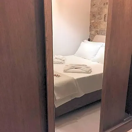 Damaki * Çeşme